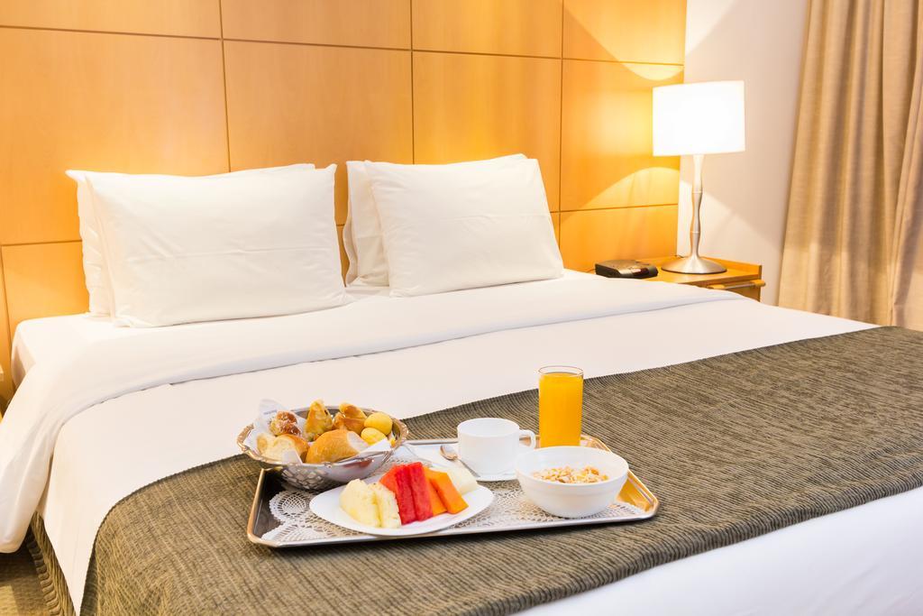 Grand Bittar Hotel Brasilia Exterior foto Room service