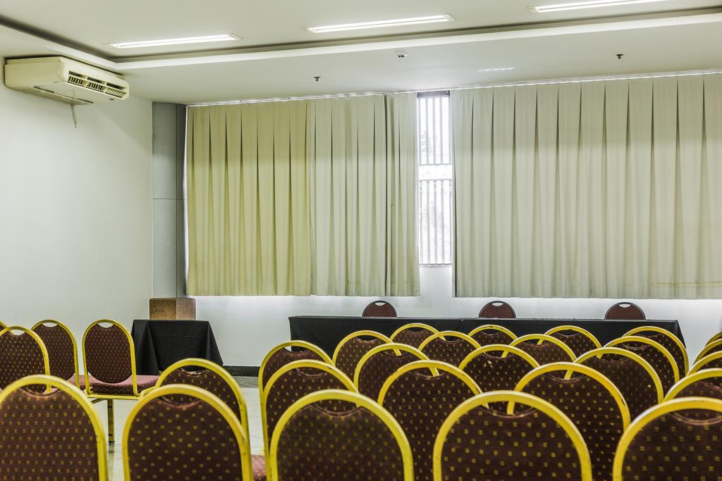 Grand Bittar Hotel Brasilia Exterior foto A conference room